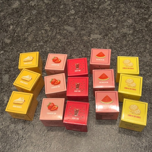 Jeffree Star đŽTRUE MYSTERY BOXđŽ double your fun lot #1 beauty box allâJS items - Picture 16 of 16